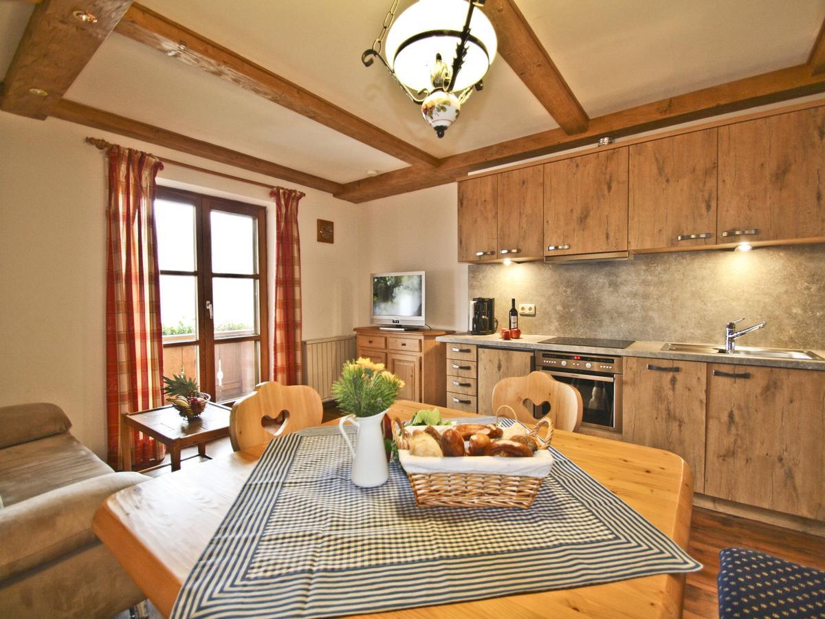 Hacher Josef - Bergpanorama | Chiemgau Karte Appartement